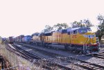 UP 4717 & 9286 are in the CSX intermodal yard